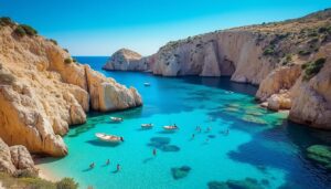 explorez le blue lagoon à malte, un joyau naturel aux eaux turquoise cristallines, idéal pour la baignade, la plongée et des moments inoubliables sous le soleil méditerranéen.