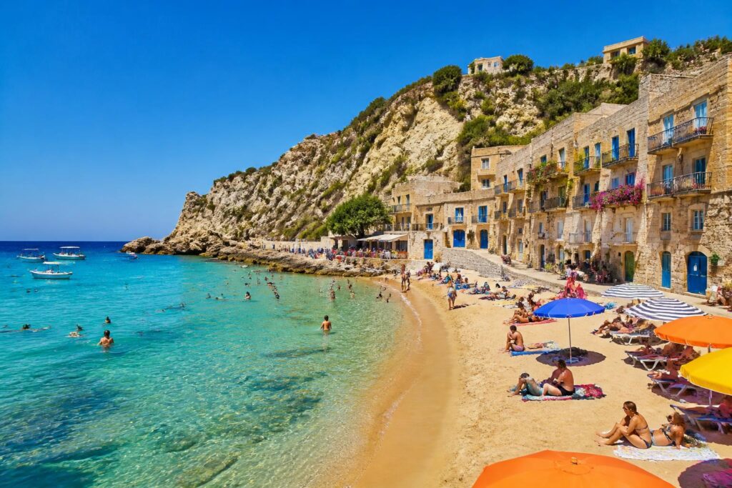 découvrez la meilleure période pour visiter malte et profiter pleinement de ses plages magnifiques et de son riche patrimoine culturel tout au long de l'année.